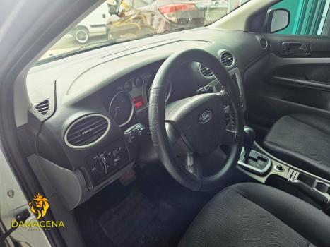 FORD Focus Sedan , Foto 10