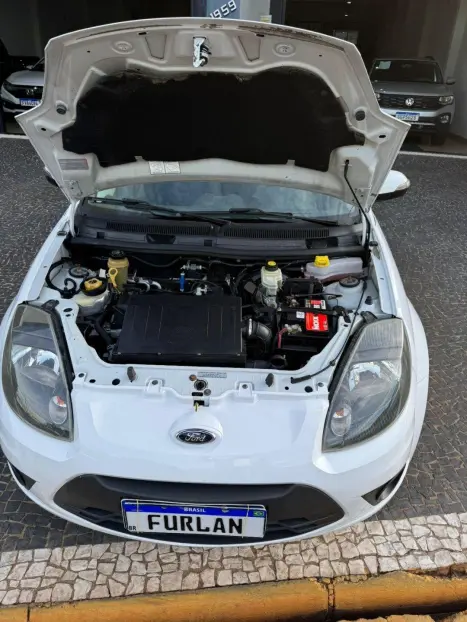 FORD Ka Hatch 1.0 12V 4P S FLEX, Foto 5 FORD Ka Hatch 1.0 12V 4P S FLEX, Foto 5