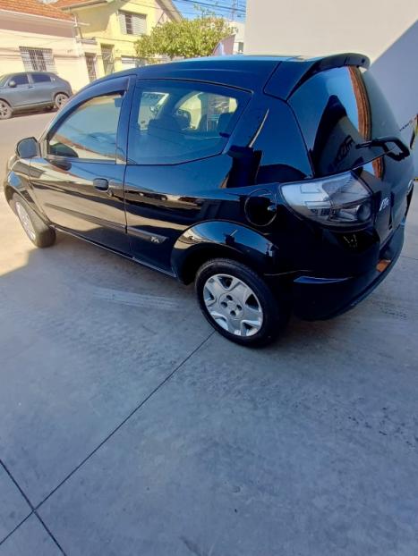 FORD Ka Hatch 1.0 FLEX, Foto 3 FORD Ka Hatch 1.0 FLEX, Foto 3