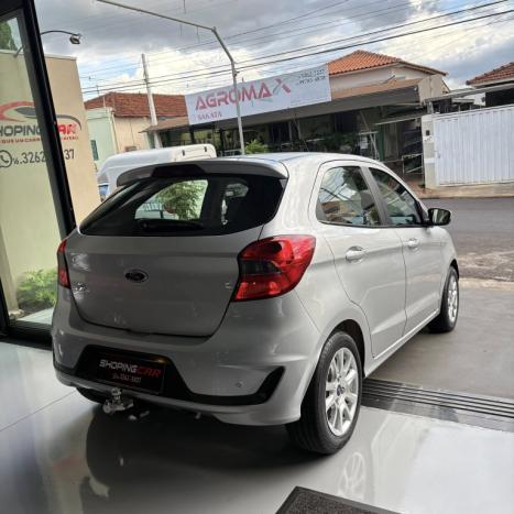 FORD Ka Hatch 1.5 12V 4P FLEX TI-VCT SE PLUS AUTOM�TICO, Foto 6