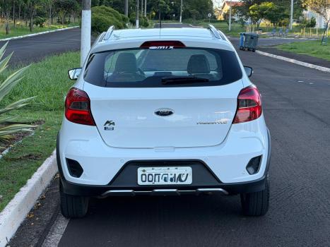 FORD Ka Hatch 1.5 12V 4P FLEX TI-VCT FREESTYLE AUTOM�TICO, Foto 4