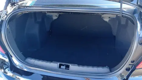 FORD Ka + Sedan 1.5 12V 4P FLEX TI-VCT SE PLUS AUTOMTICO, Foto 12