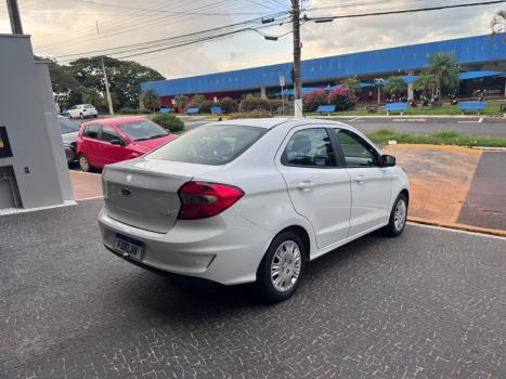 FORD Ka + Sedan 1.5 12V 4P FLEX TI-VCT SE PLUS AUTOM�TICO, Foto 3