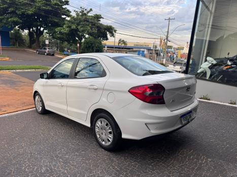 FORD Ka + Sedan 1.5 12V 4P FLEX TI-VCT SE PLUS AUTOM�TICO, Foto 4