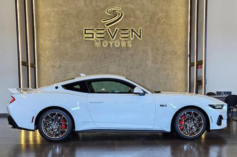 FORD Mustang 5.0 V8 32V GT COUP�, Foto 6