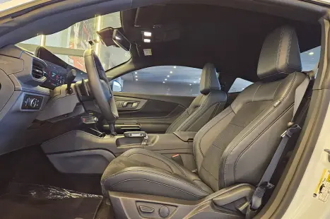 FORD Mustang 5.0 V8 32V GT COUP�, Foto 17