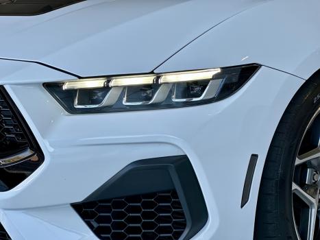 FORD Mustang 5.0 V8 PERFORMANCE SELECTSHIFT AUTOM�TICO, Foto 9