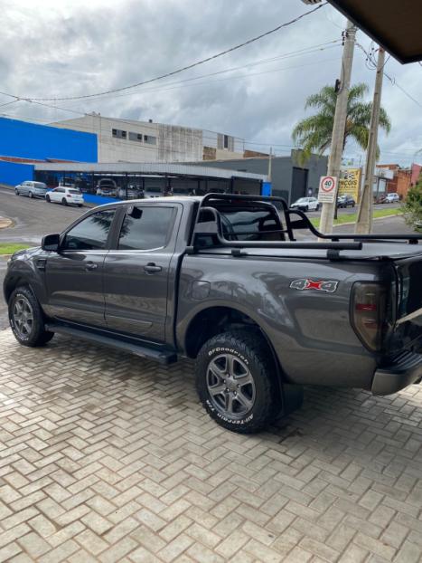 FORD Ranger 2.2 16V XLS DIESEL 4X4 CABINE DUPLA, Foto 4