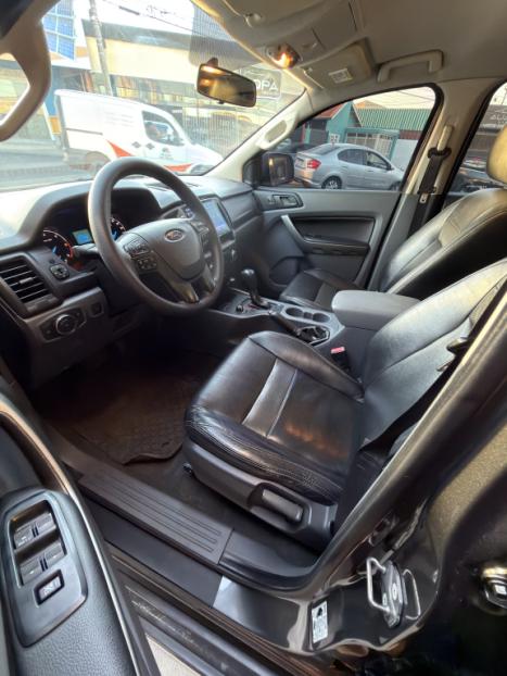 FORD Ranger 2.2 16V XLS DIESEL 4X4 CABINE DUPLA AUTOM�TICO, Foto 6