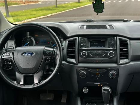 FORD Ranger 2.2 16V XLS DIESEL 4X4 CABINE DUPLA, Foto 7