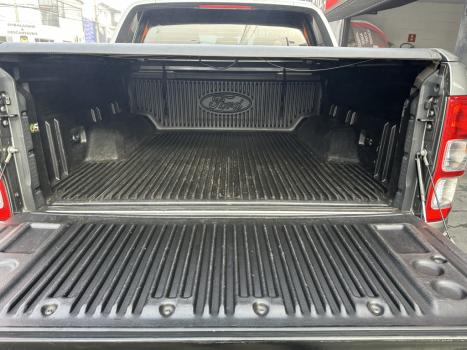 FORD Ranger 2.5 16V LIMITED PLUS CABINE DUPLA, Foto 8