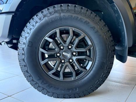 FORD Ranger 3.0 V6 24V CABINE DUPLA RAPTOR 4X4 AUTOM�TICO, Foto 12