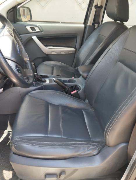 FORD Ranger 3.2 20V XLT 4X4 CABINE DUPLA TURBO DIESEL, Foto 6