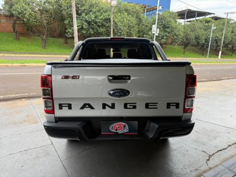 FORD Ranger 3.2 20V FX4 4X4 CABINE DUPLA TURBO DIESEL AUTOM�TICO, Foto 5