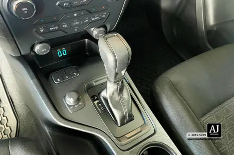 FORD Ranger 3.2 20V CABINE DUPLA 4X4 STORM TURBO DIESEL AUTOM�TICO, Foto 15