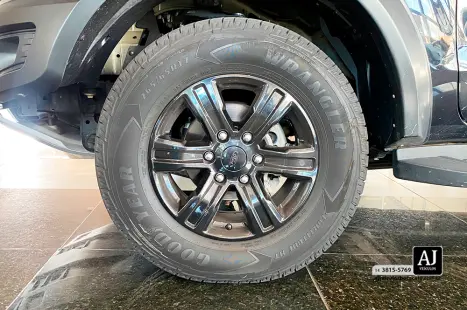 FORD Ranger 3.2 20V CABINE DUPLA 4X4 STORM TURBO DIESEL AUTOM�TICO, Foto 19