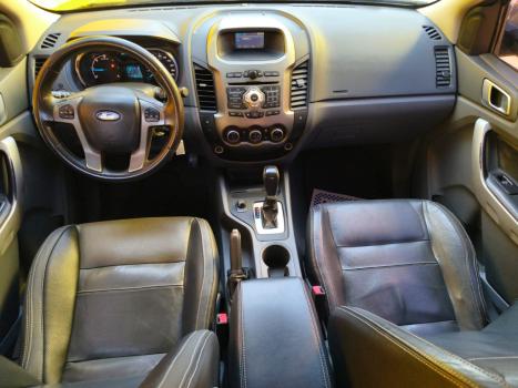 FORD Ranger 3.2 20V XLT 4X4 CABINE DUPLA TURBO DIESEL AUTOM�TICO, Foto 9