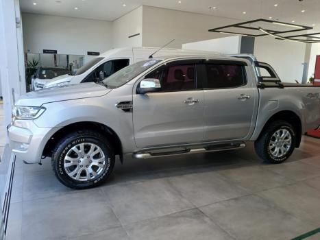 FORD Ranger 3.2 20V XLT 4X4 CABINE DUPLA TURBO DIESEL AUTOM�TICO, Foto 3