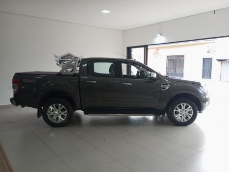 FORD Ranger 3.2 20V XLT 4X4 CABINE DUPLA TURBO DIESEL AUTOM�TICO, Foto 6