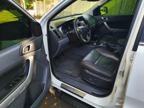 FORD Ranger 3.2 20V CABINE DUPLA 4X4 LIMITED TURBO DIESEL AUTOMÁTICO, Foto 12
