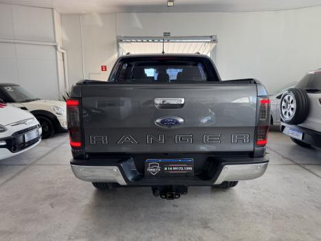 FORD Ranger 3.2 20V CABINE DUPLA 4X4 LIMITED TURBO DIESEL AUTOMÁTICO, Foto 4