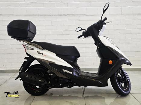 HAOJUE Lindy 125 , Foto 1