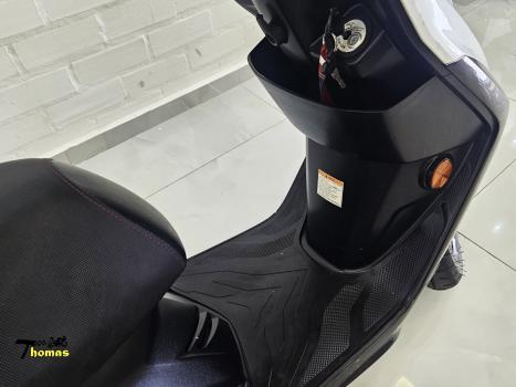 HAOJUE Lindy 125 , Foto 5