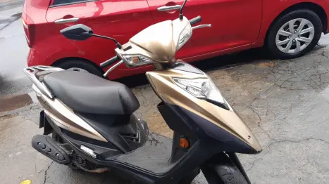 HAOJUE Lindy 125 , Foto 2