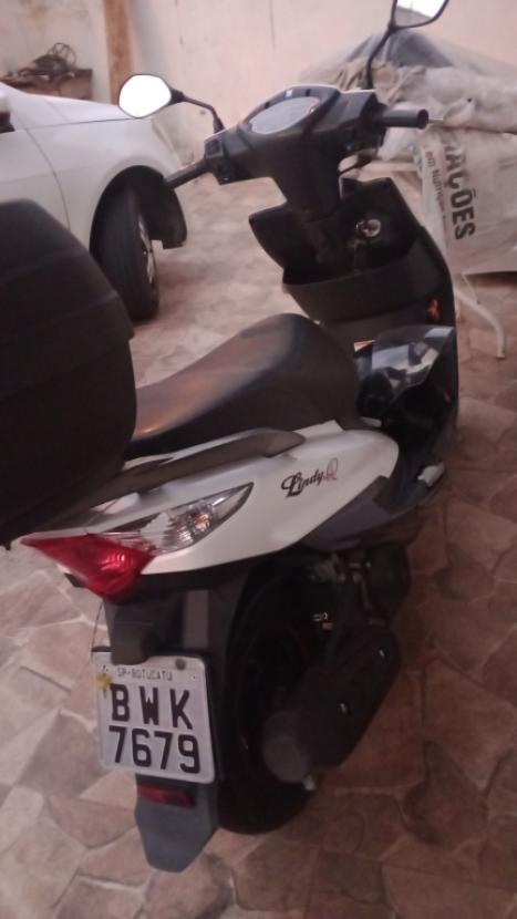 HAOJUE Lindy 125 , Foto 2