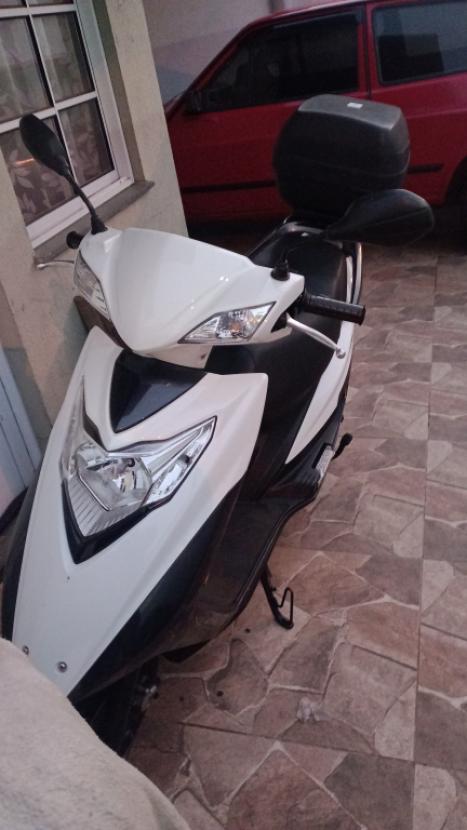 HAOJUE Lindy 125 , Foto 4