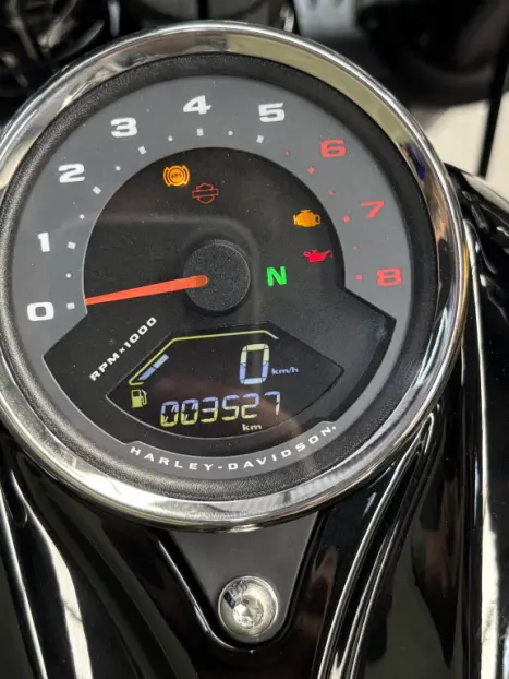 HARLEY DAVIDSON Softail Fat Bob 1900, Foto 4