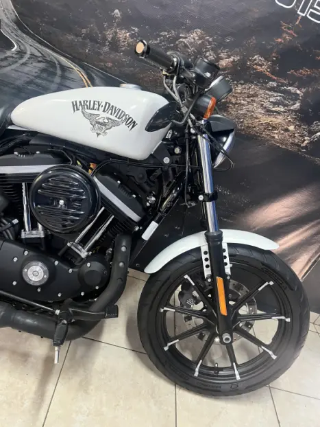 HARLEY DAVIDSON Sportster XL 883 IRON, Foto 5 HARLEY DAVIDSON Sportster XL 883 IRON, Foto 5
