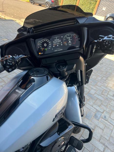 HARLEY DAVIDSON Street Glide FLHX 1900 SPECIAL, Foto 2