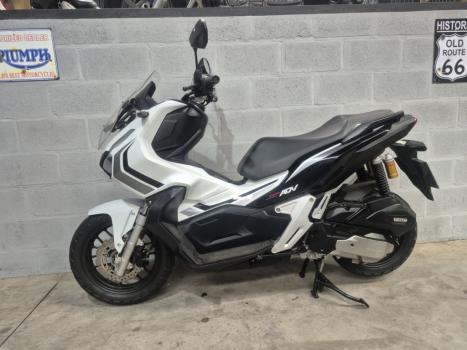 HONDA ADV 150 ABS, Foto 2