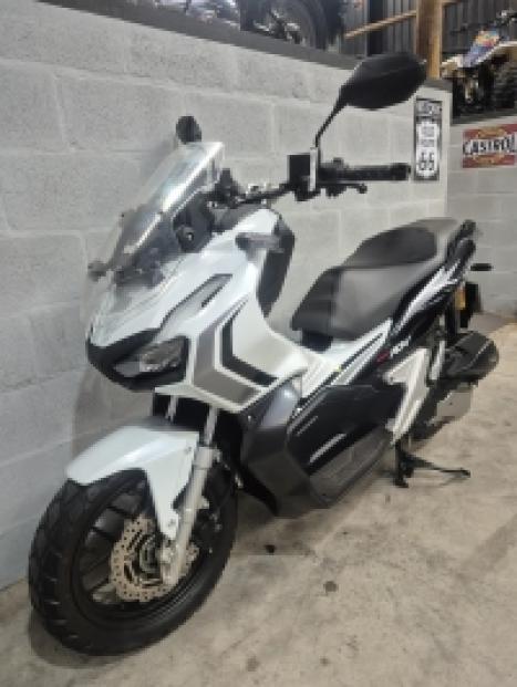 HONDA ADV 150 ABS, Foto 4