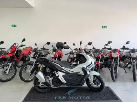 HONDA ADV 150 ABS, Foto 1