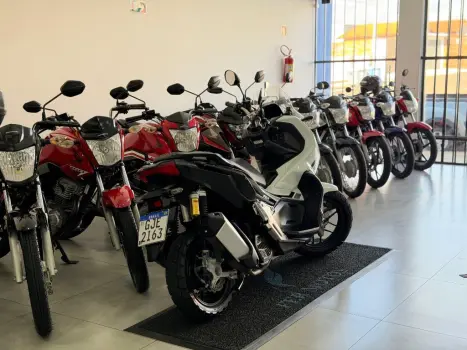 HONDA ADV 150 ABS, Foto 6