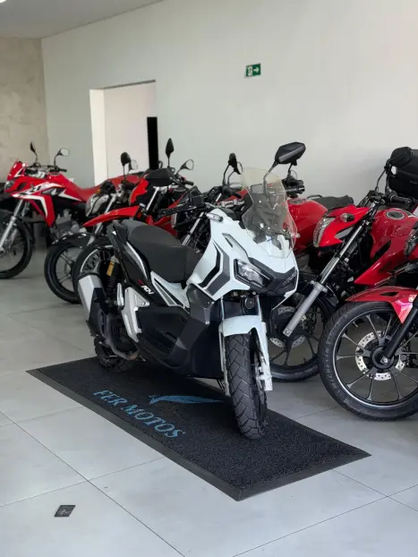 HONDA ADV 150 ABS, Foto 7