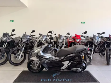 HONDA ADV 150 ABS, Foto 4