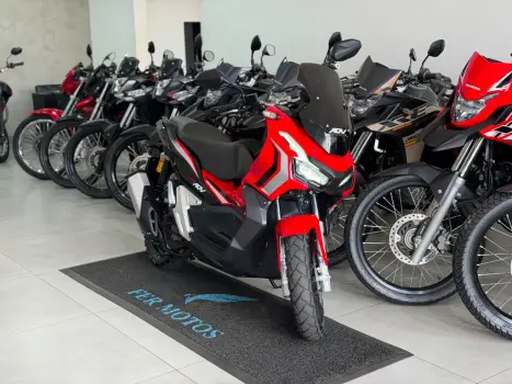 HONDA ADV 150 ABS, Foto 2