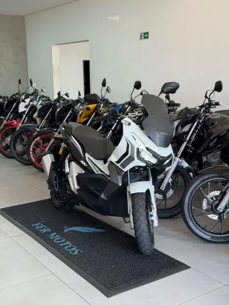 HONDA ADV 150 ABS, Foto 7