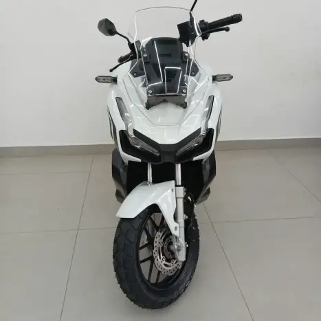 HONDA ADV 150 ABS, Foto 2