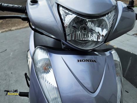 HONDA Biz 100 ES, Foto 3