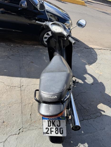 HONDA Biz 100 ES, Foto 3