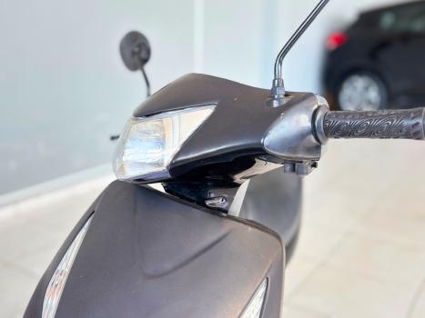 HONDA Biz 125 ES, Foto 3