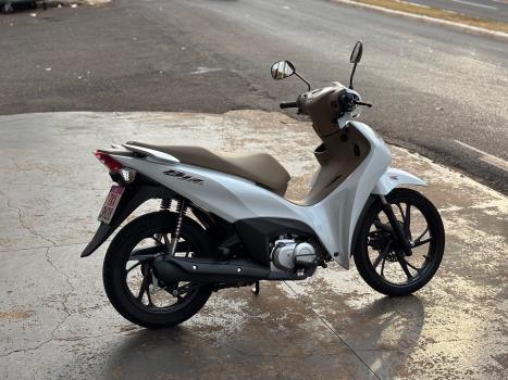 HONDA Biz 125 EX, Foto 3