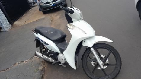 HONDA Biz 125 EX, Foto 2
