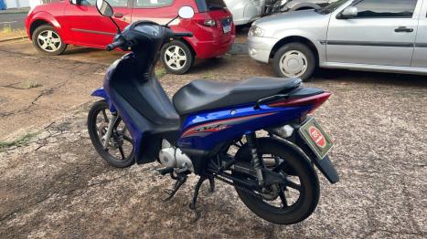 HONDA Biz 125 EX, Foto 2