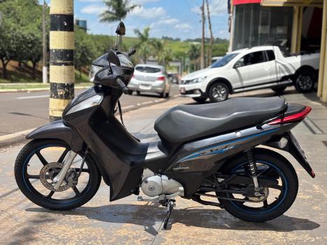 HONDA Biz 125 EX, Foto 4