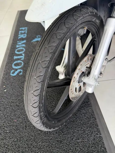 HONDA Biz 125 EX, Foto 9